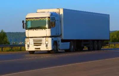 İzmir ile Pangaltı Arası Öğrenci Eşyası Taşıma